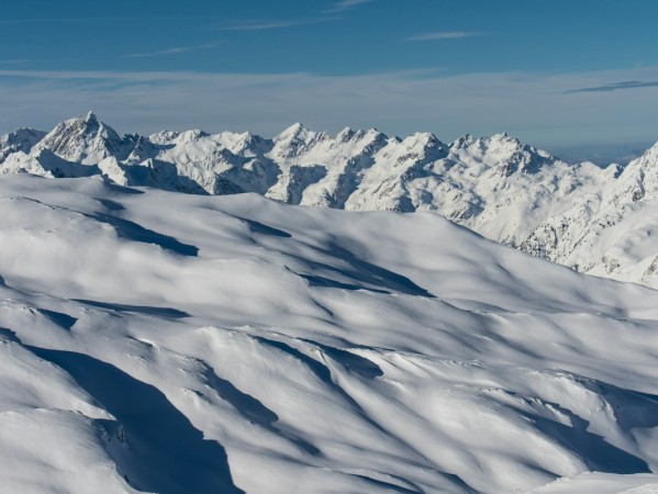爵士vs活塞预测，盐湖城的雪能不能盖住底特律的钢铁？